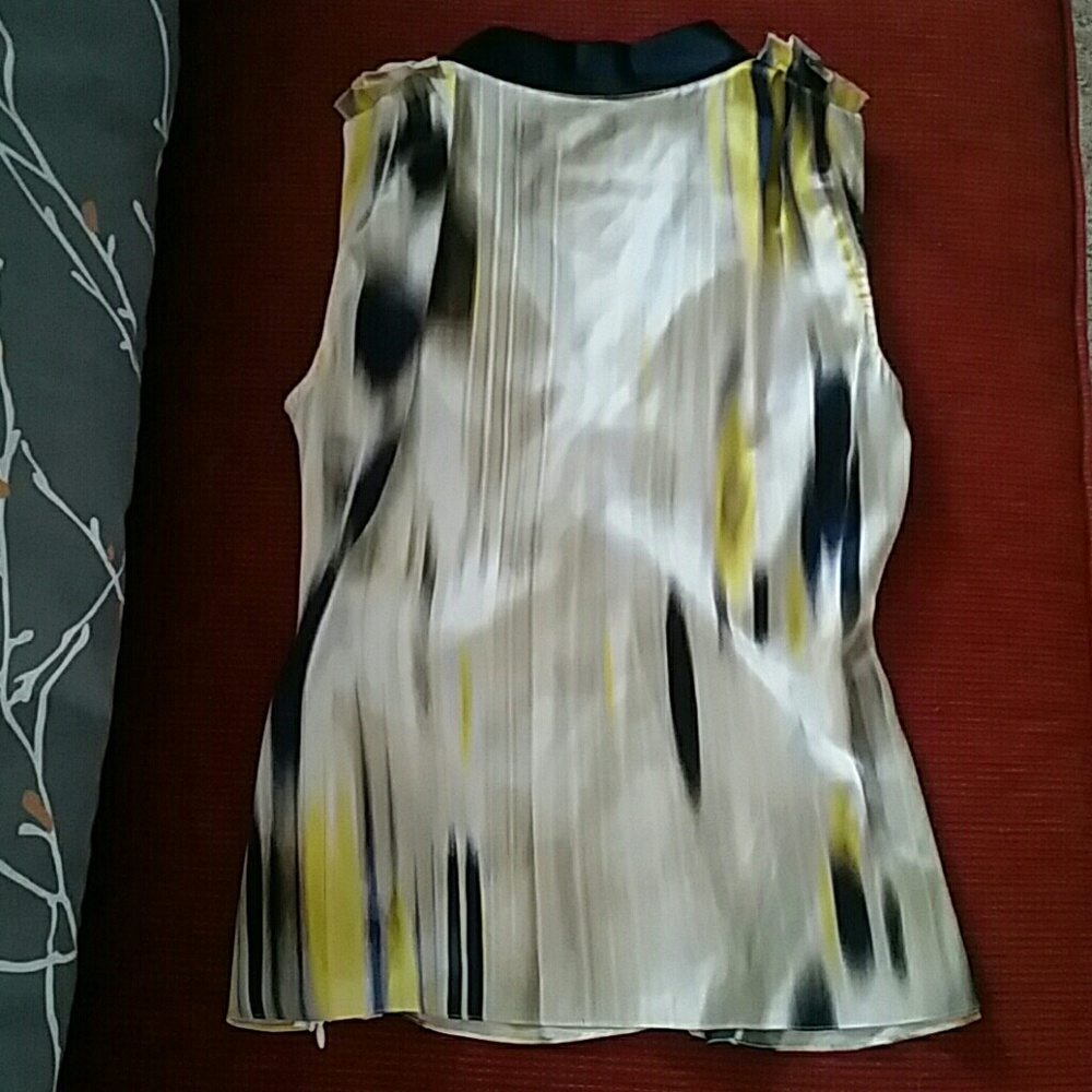 Blouse - Picture 2 of 3
